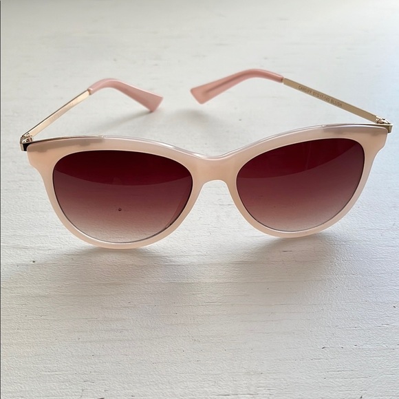 LUCKY BRAND NWOT Blush Gold Cardiff Sunglasses - Picture 2 of 9
